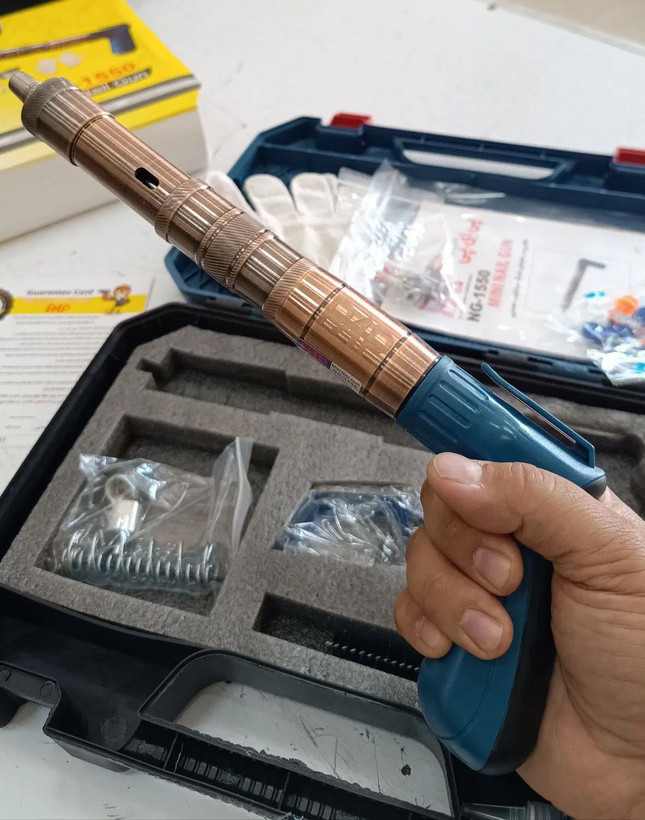 میخ کوب عصایی تمام فلزی چاشنی سر خود پی ای پی مدل ng1550